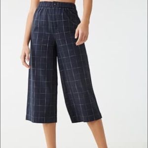 Navy grid cropped pants